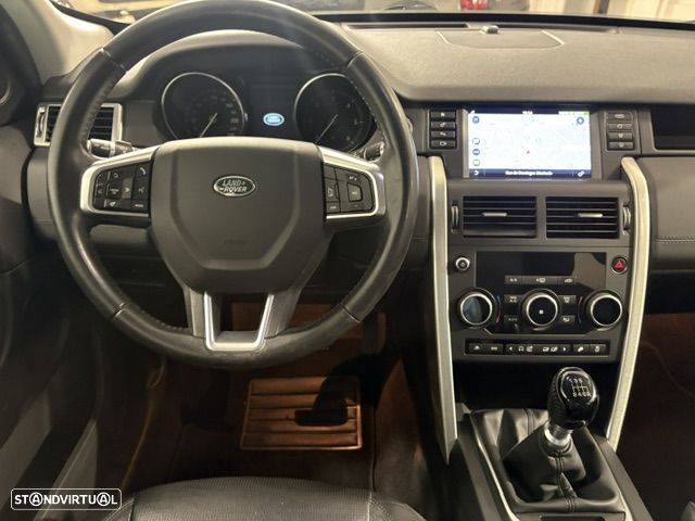 Land Rover Discovery Sport 2.0 TD4 HSE Luxury - 42