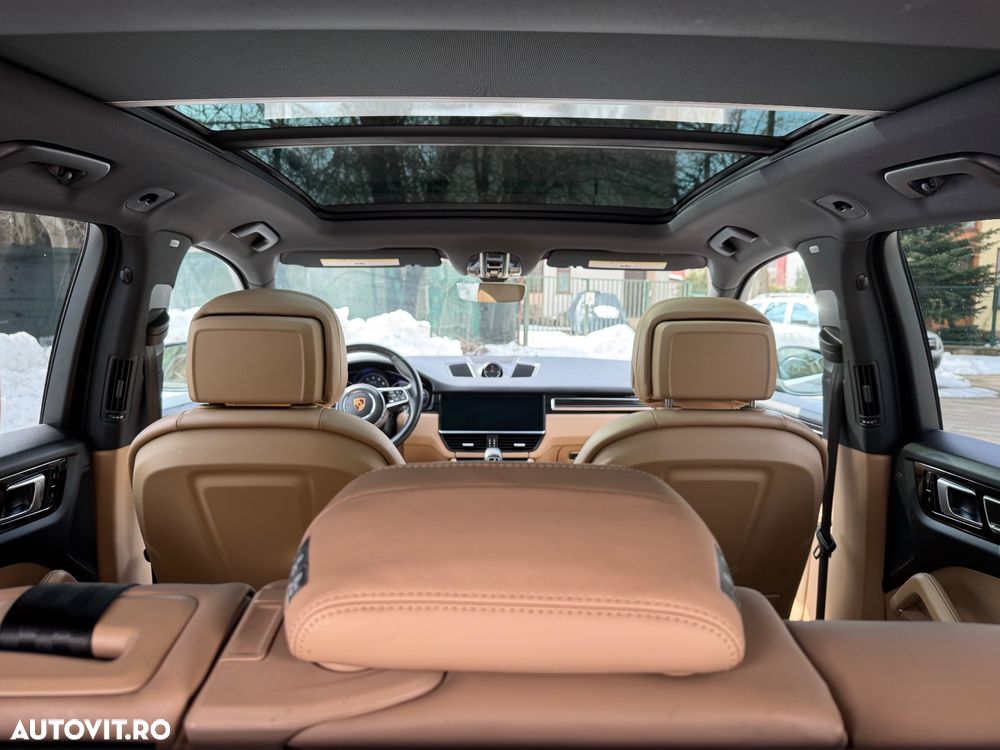 Porsche Cayenne S Tiptronic S Platinum Edition - 15