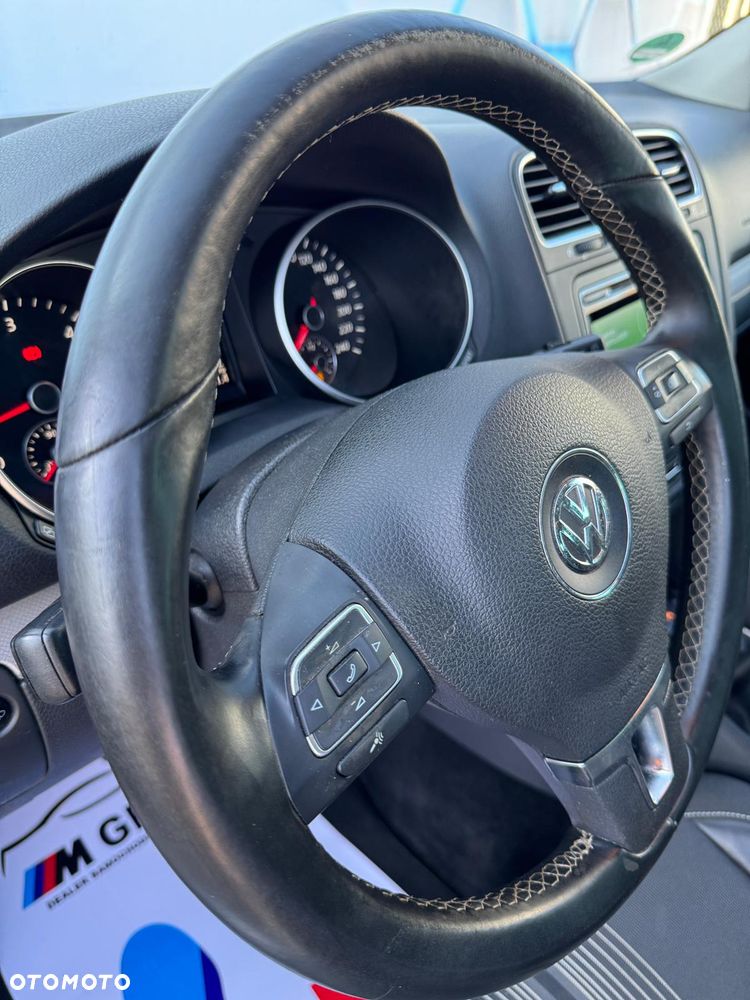 Volkswagen Golf 1.6 TDI DPF BlueMotion Technology MATCH - 20