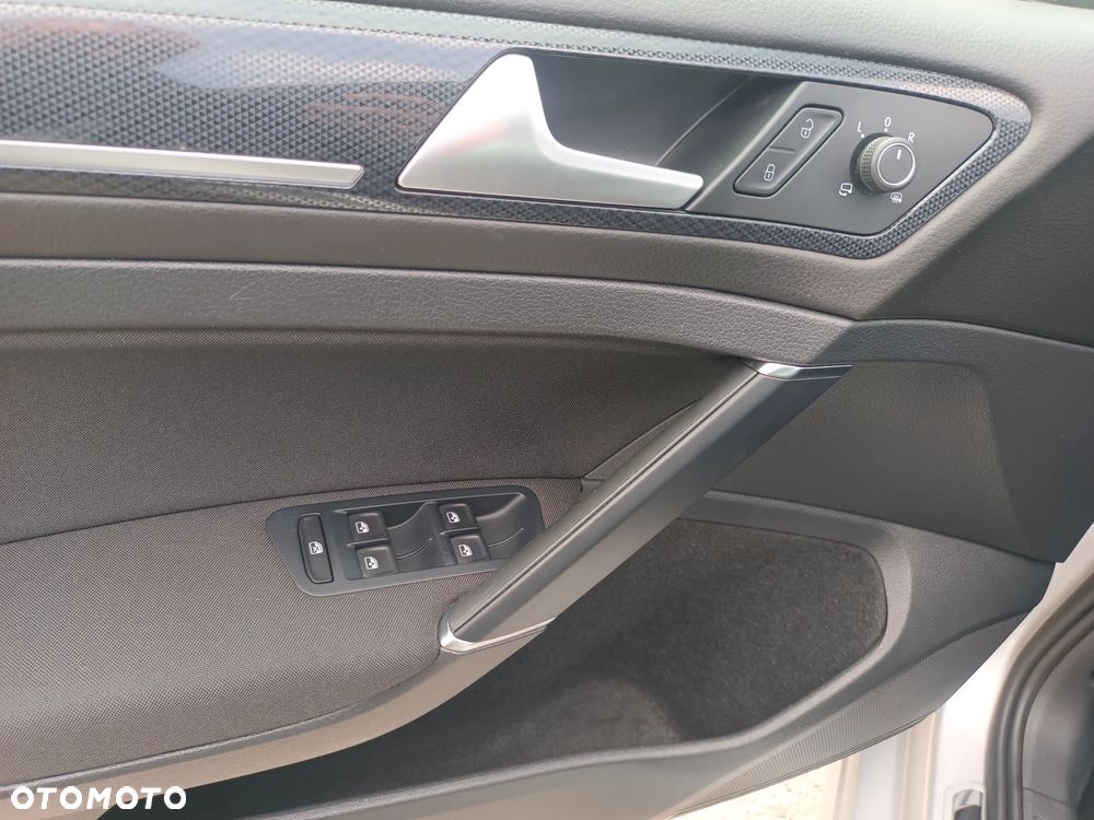 Volkswagen Golf 1.5 TSI OPF United - 30