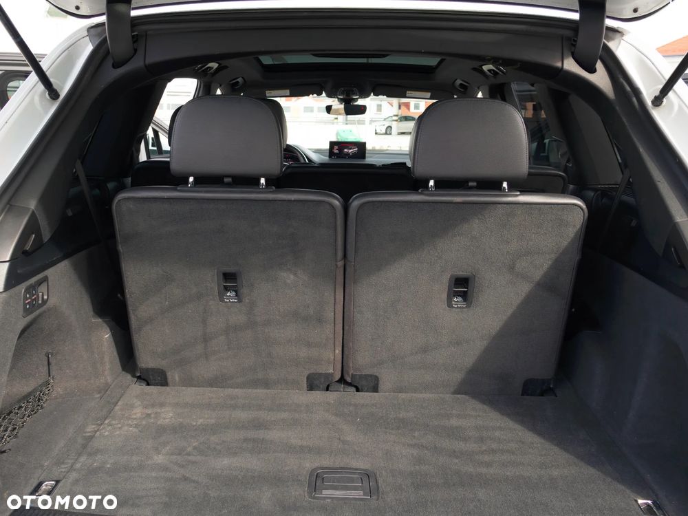 Audi Q7 - 30