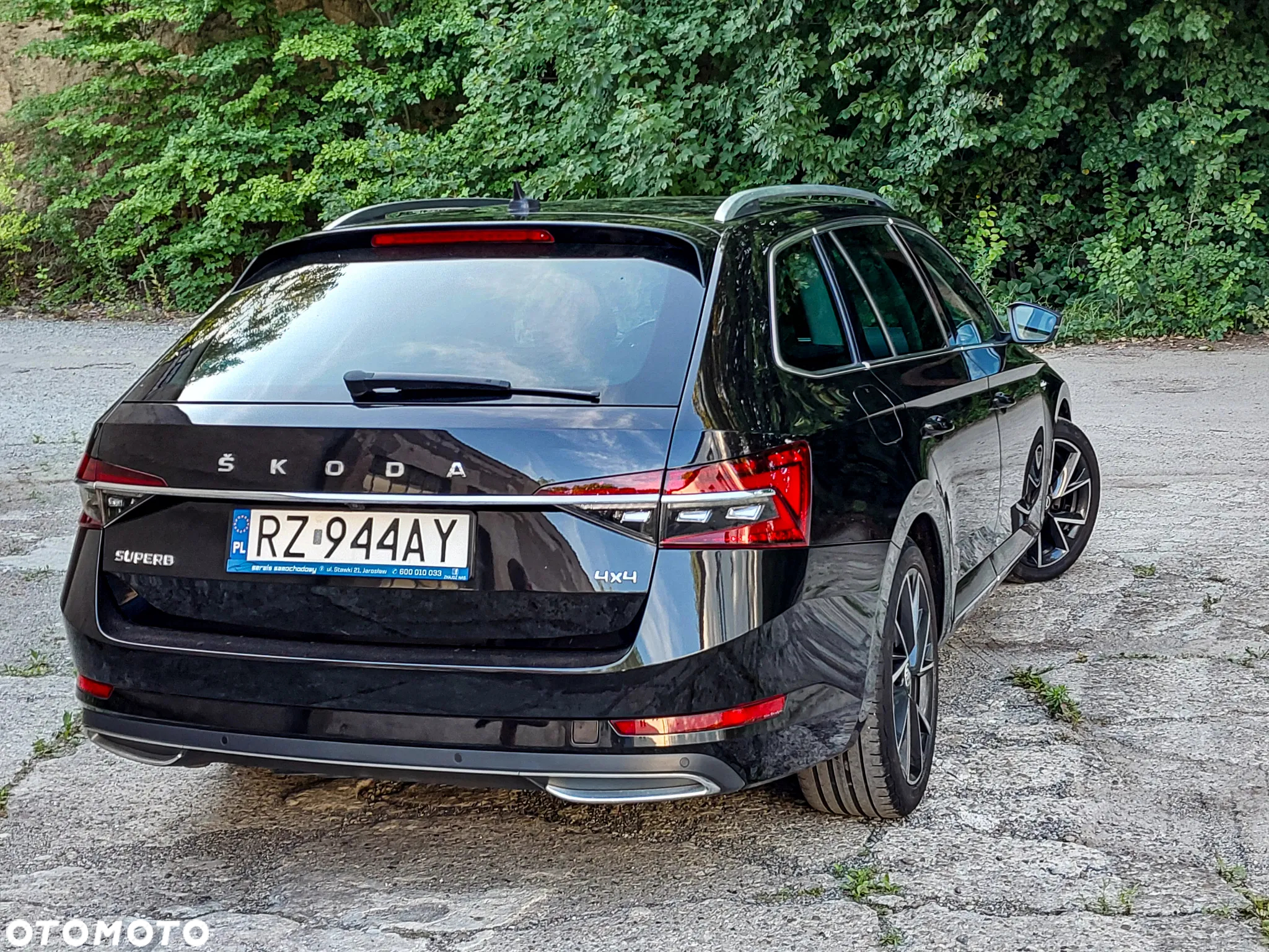 Skoda Superb 2.0 TDI SCR 4x4 L&K DSG - 4
