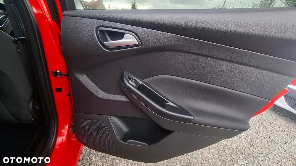 Ford Focus 1.5 EcoBoost STart-Stopp-System ST-LINE - 28