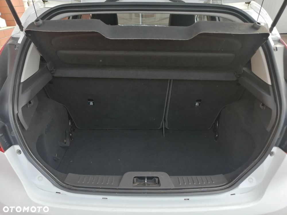 Ford Fiesta - 16