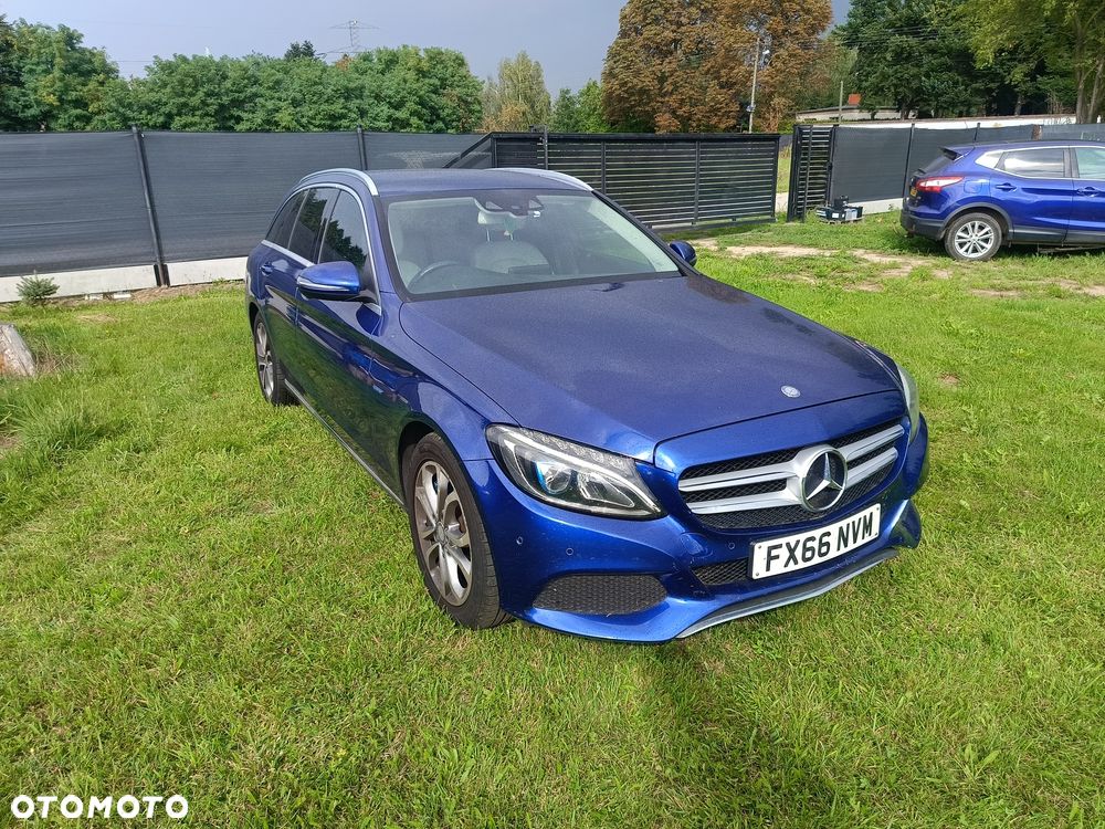 Mercedes-Benz Klasa C - 2