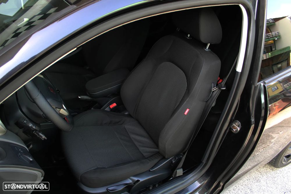 SEAT Ibiza 1.6 TDI Sport DPF - 23