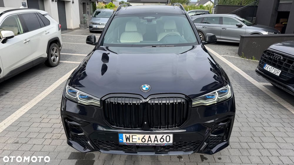 BMW X7 - 30