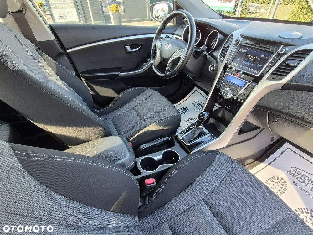 Hyundai i30 - 21