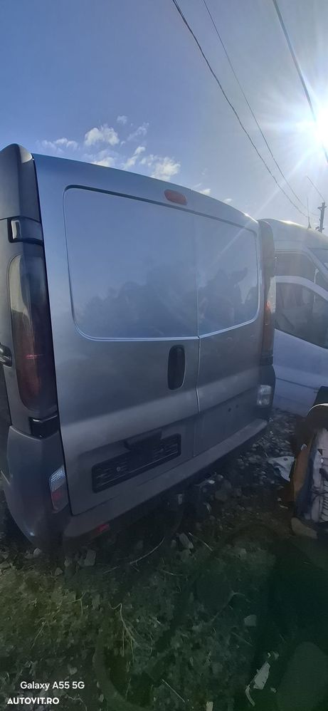 Dezmembrez Renaul Trafic Opel Vivaro - 6