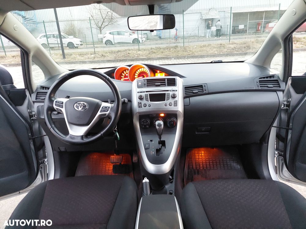 Toyota Verso - 13