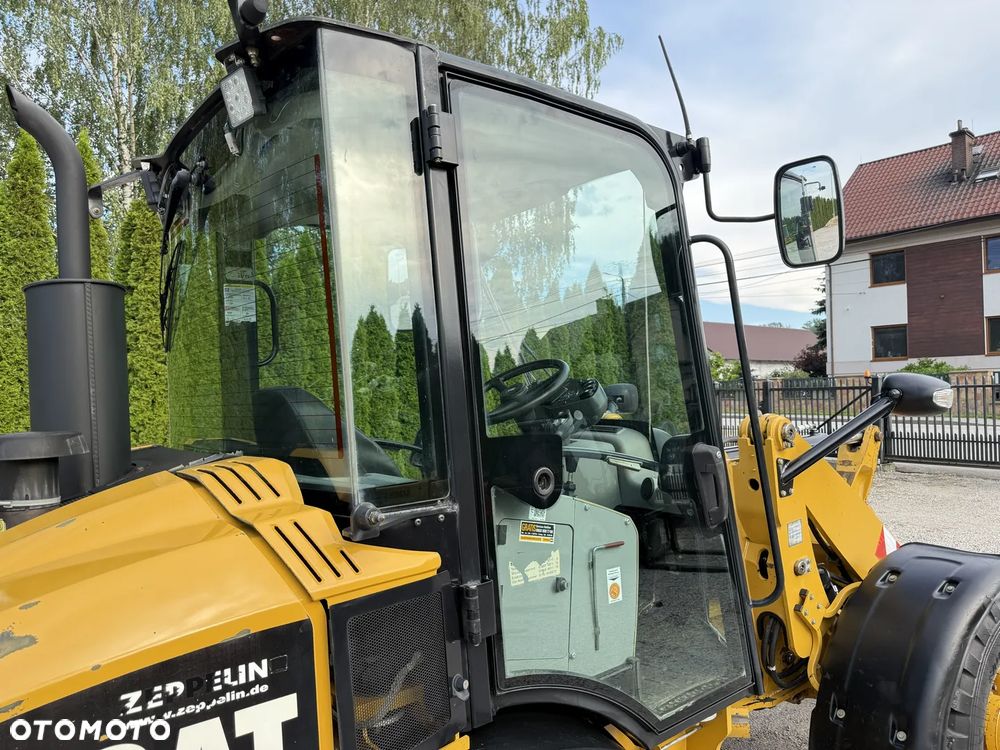 Caterpillar CAT 906 H / ŁADNA / SILNA / ORYGINAŁ  / ZADBANA / SPROWADZONA Z NIEMIEC / MAŁE GABARYTY / BEZ DPF I ADBLUE / 60 70 M 506 509 L30 L35 908 907 320 318 750 850 - 28