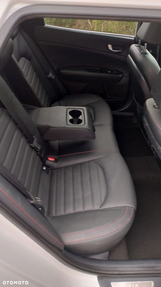 Kia Optima 2.0 T-GDI GT - 36