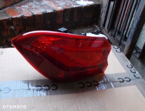 HYUNDAI I30 III HB 17+ LEWA TYLNA LAMPA - 2