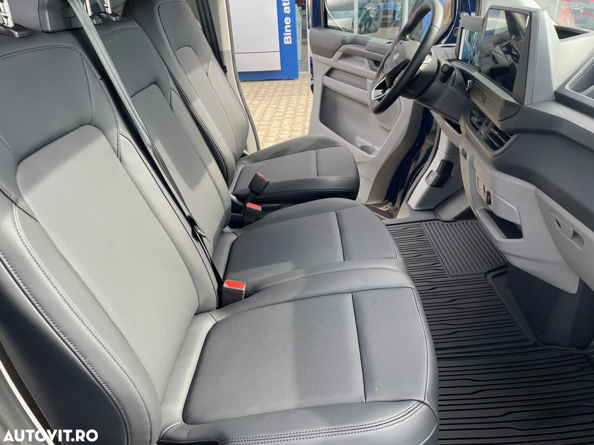 Ford Transit Custom Kombi 320 2.0 EcoBlue 170 CP L2H1 Trend Aut. - 7