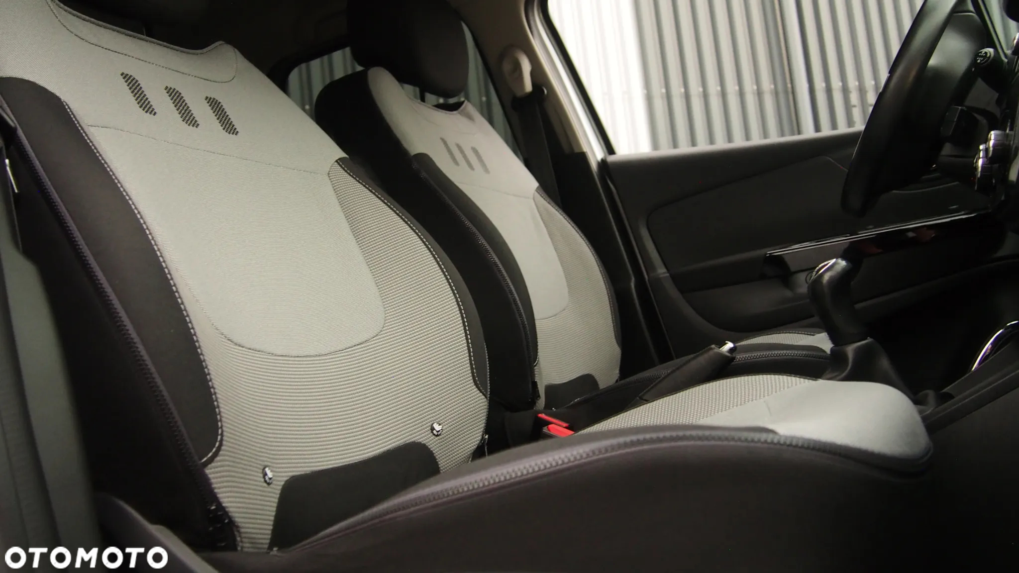 Renault Captur 0.9 Energy TCe Life EU6 - 31