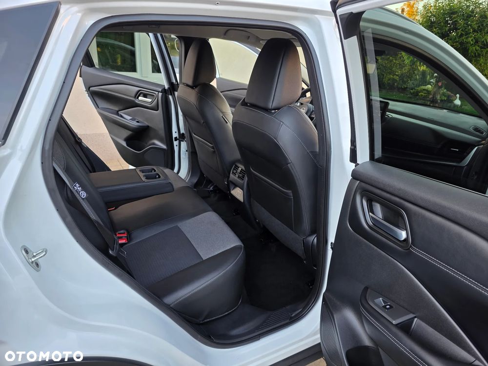 Nissan Qashqai 1.3 DIG-T mHEV Tekna Xtronic - 38
