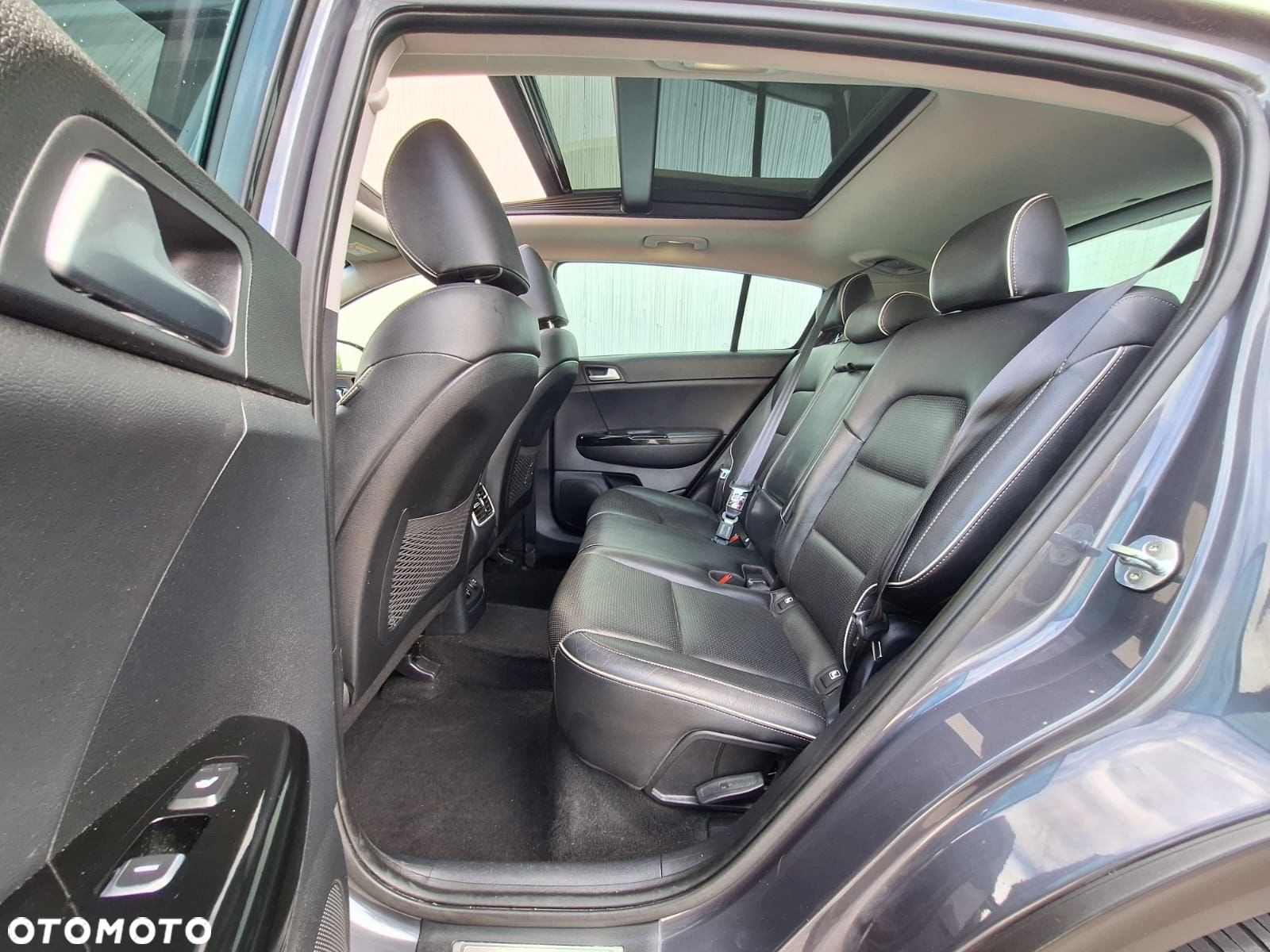Kia Sportage 1.7 CRDI 2WD Dream-Team Edition - 20
