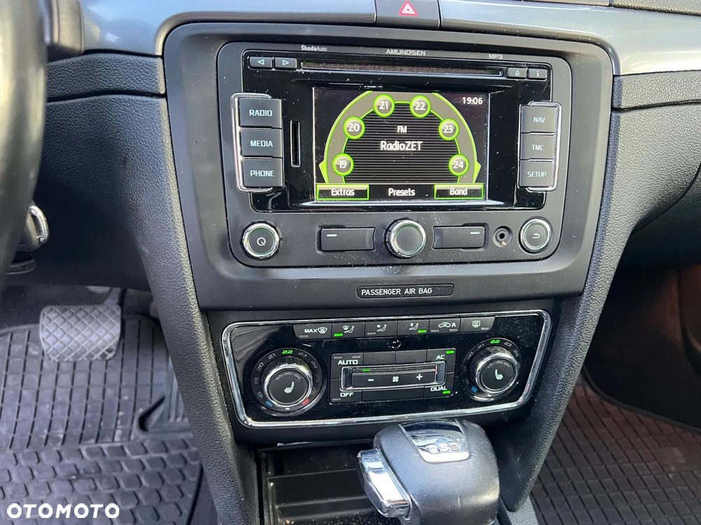 Skoda Superb 2.0 TDI Active DSG - 13