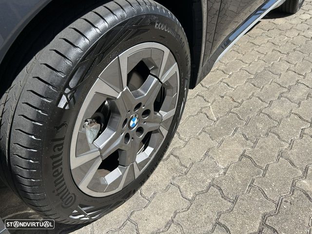 BMW X1 sDrive18i xLine - 28
