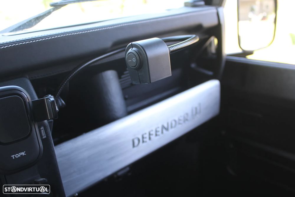 Land Rover Defender 90 2.5 TD5 Metal Top - 27