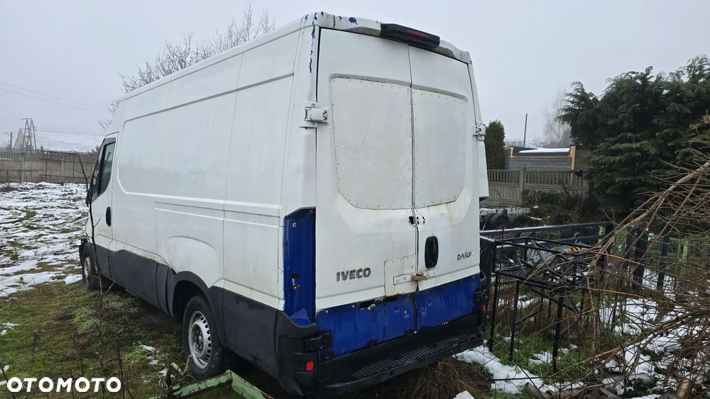 Silnik 3.0 CNG  + karoseria - 3