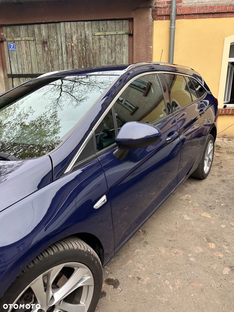 Opel Astra 1.4 T Dynamic S&S - 17