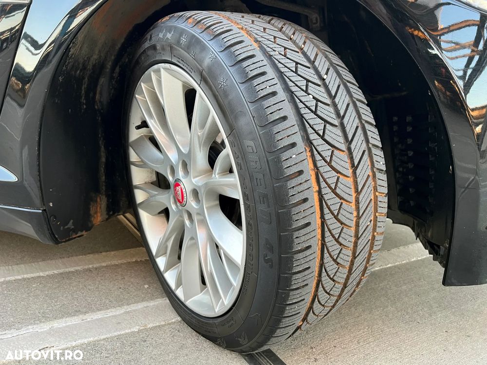 Jaguar XF 2.2D Premium Luxury - 31