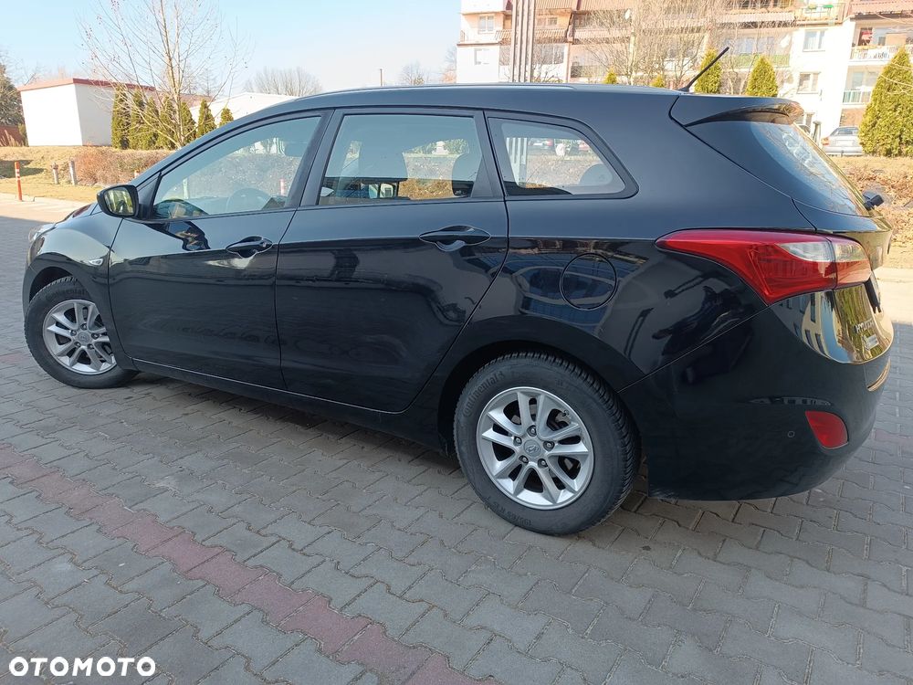 Hyundai i30 i30cw 1.4 Fifa World Cup Edition - 3