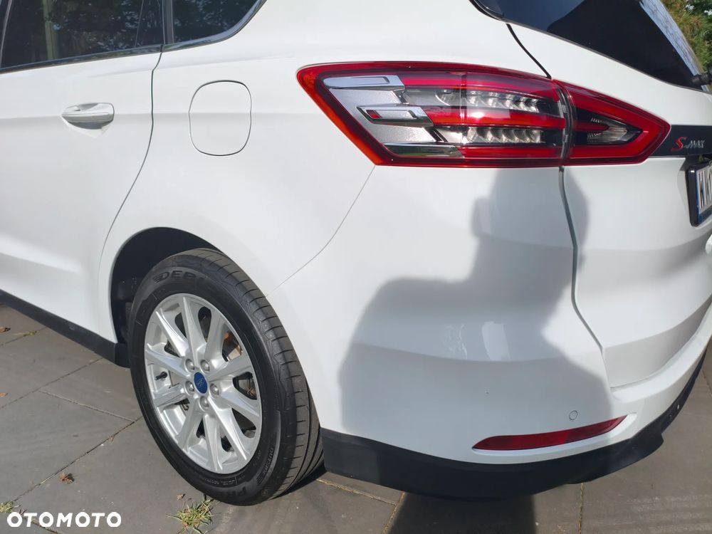 Ford S-Max - 19