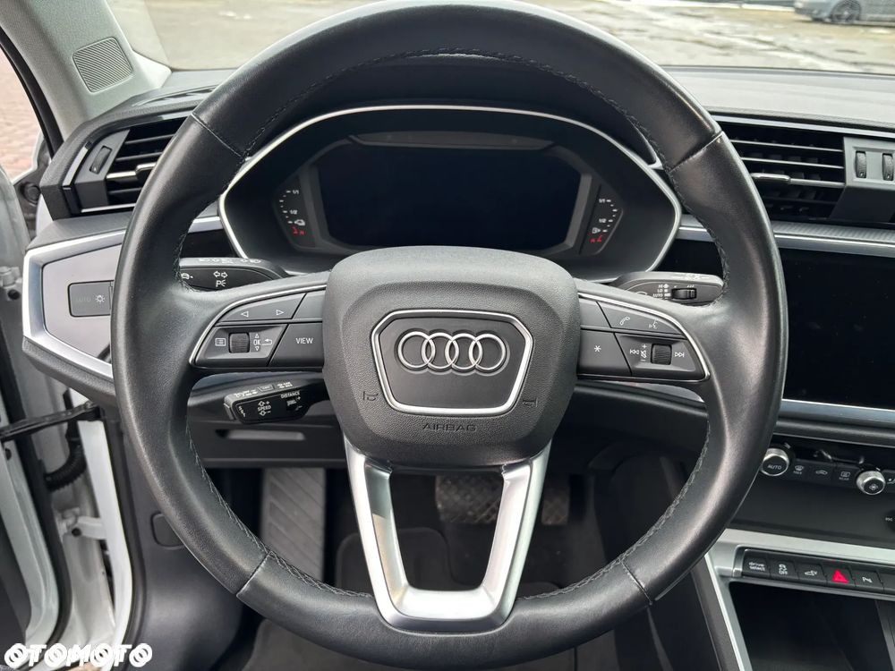 Audi Q3 35 TFSI S tronic - 27