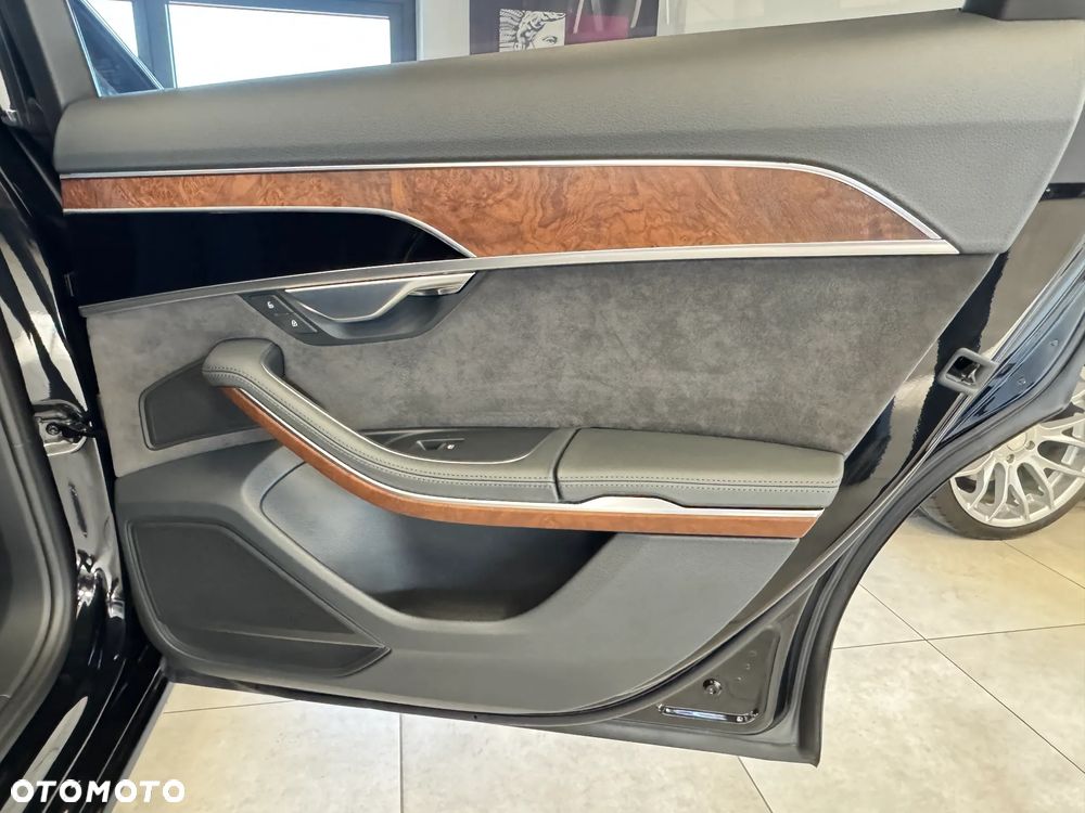 Audi A8 50 TDI quattro tiptronic - 28