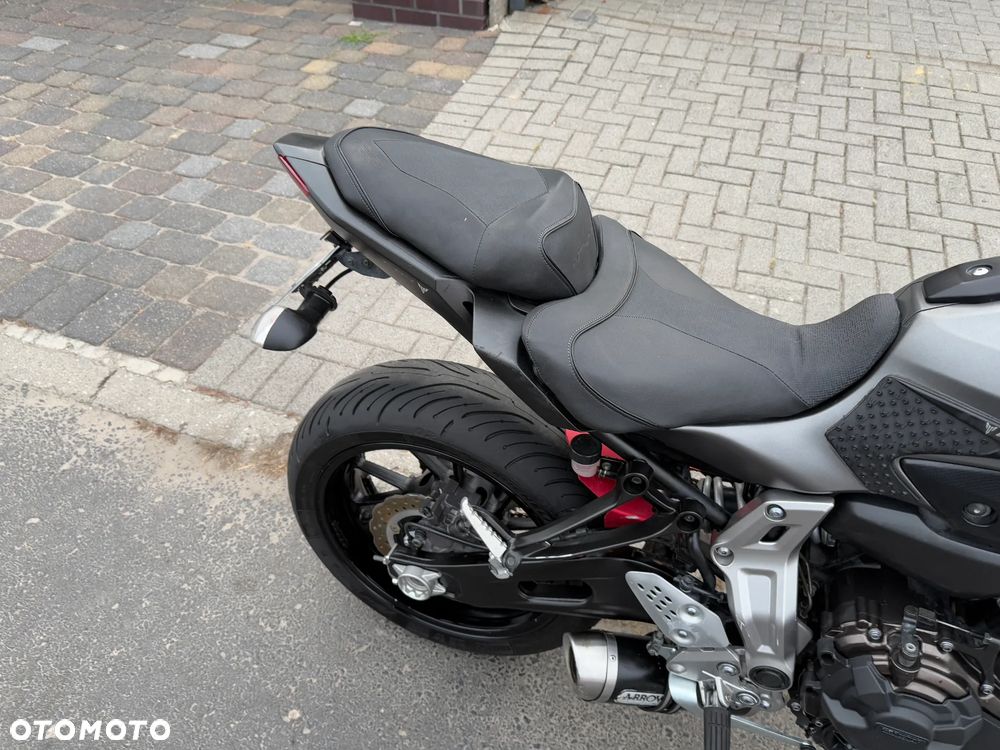 Yamaha MT - 22