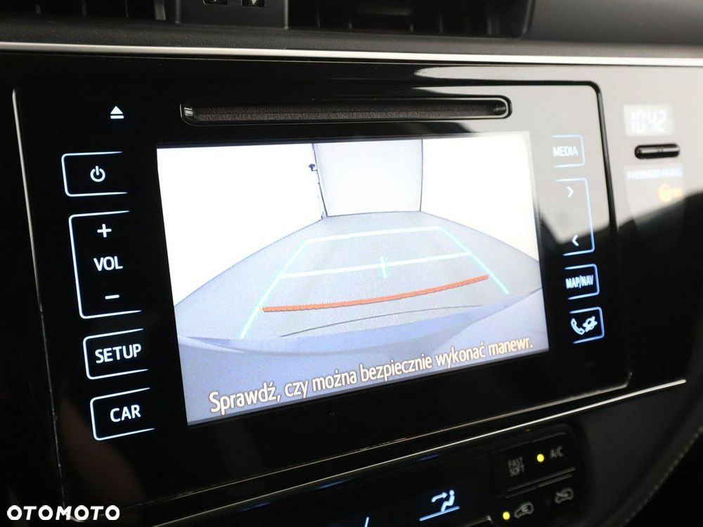 Toyota Auris 1.8 VVT-i Hybrid Automatik Touring Sports Edition-S - 24