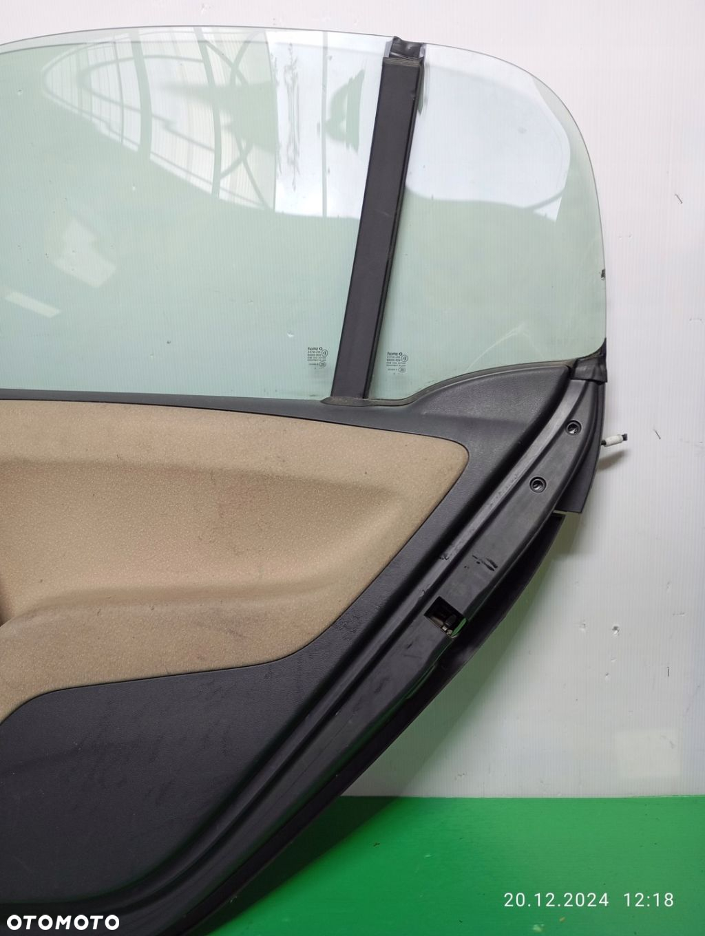 DRZWI PRAWE Z SZYBA PODNOSNIK SZYBY SMART FORTWO II 2 451 07- - 12