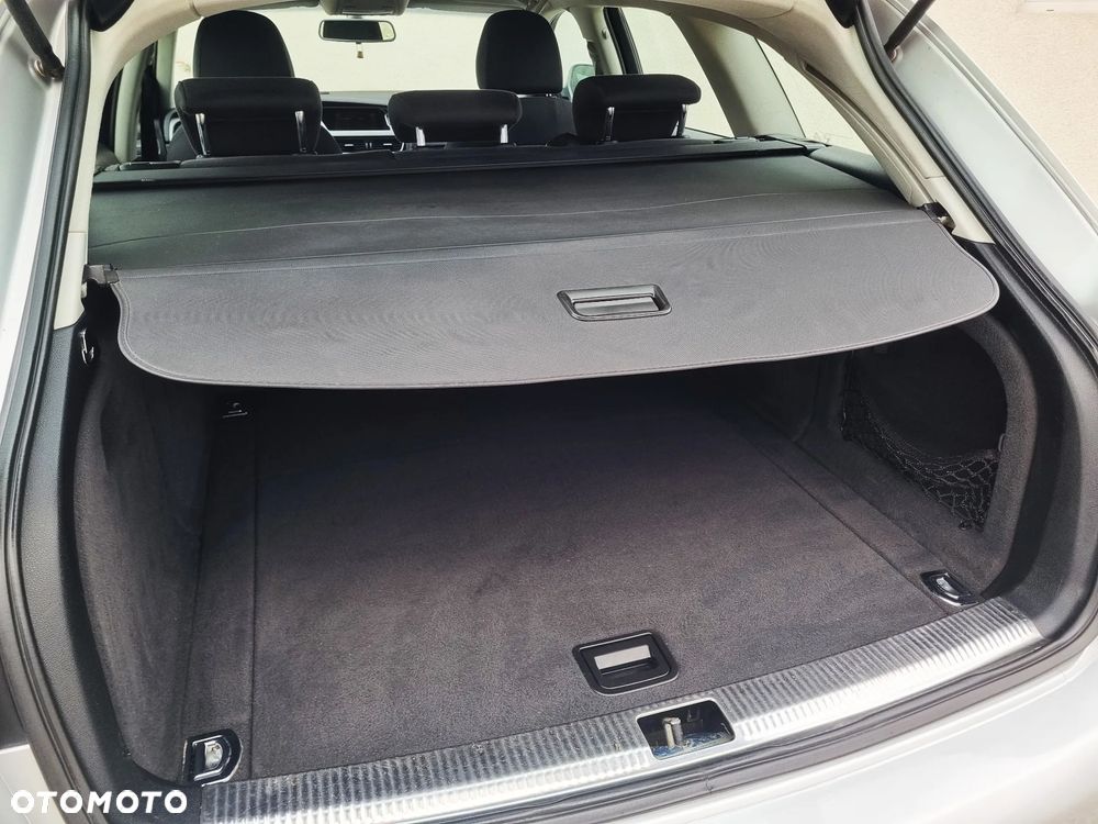 Audi A4 Avant 2.0 TDI - 14