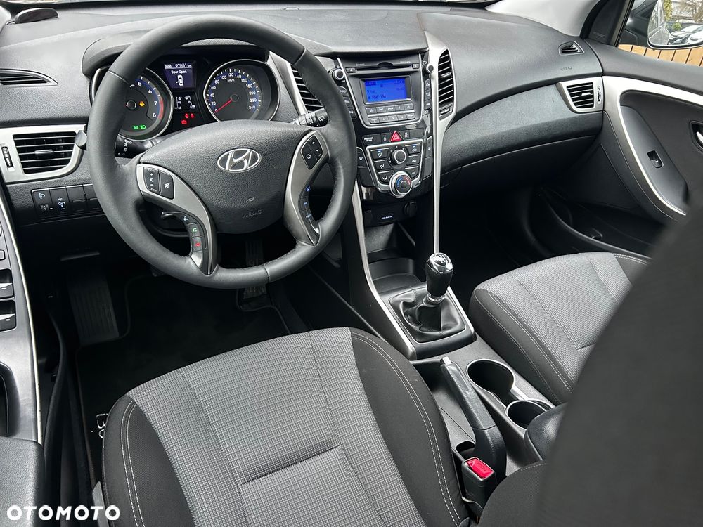 Hyundai i30 1.6 GDI Style - 16