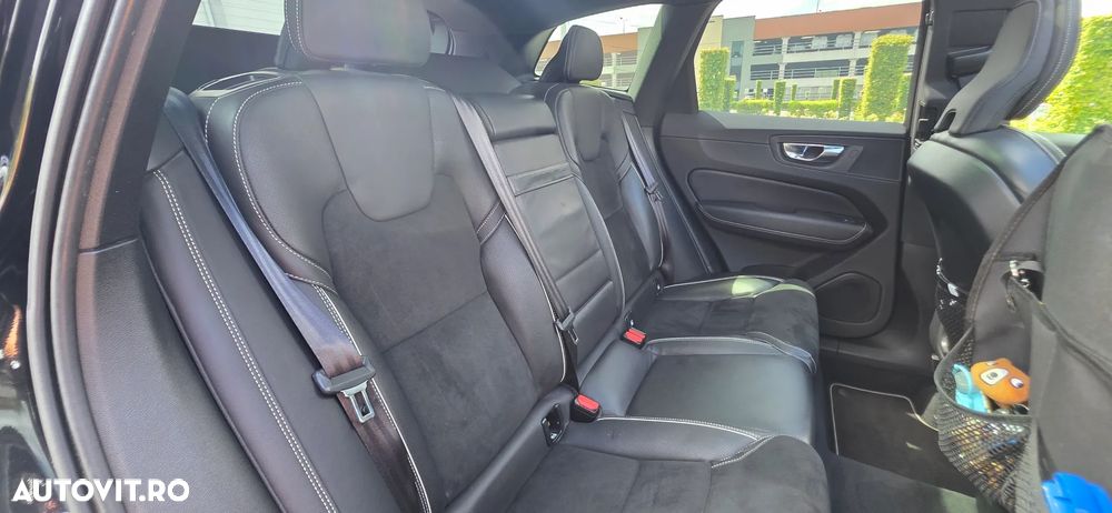 Volvo XC 60 B4 D AWD Geartronic RDesign - 26