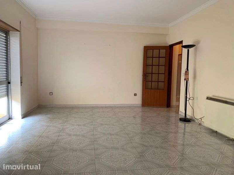 Apartamento T2 à venda em Ourém - Grande imagem: 4/11