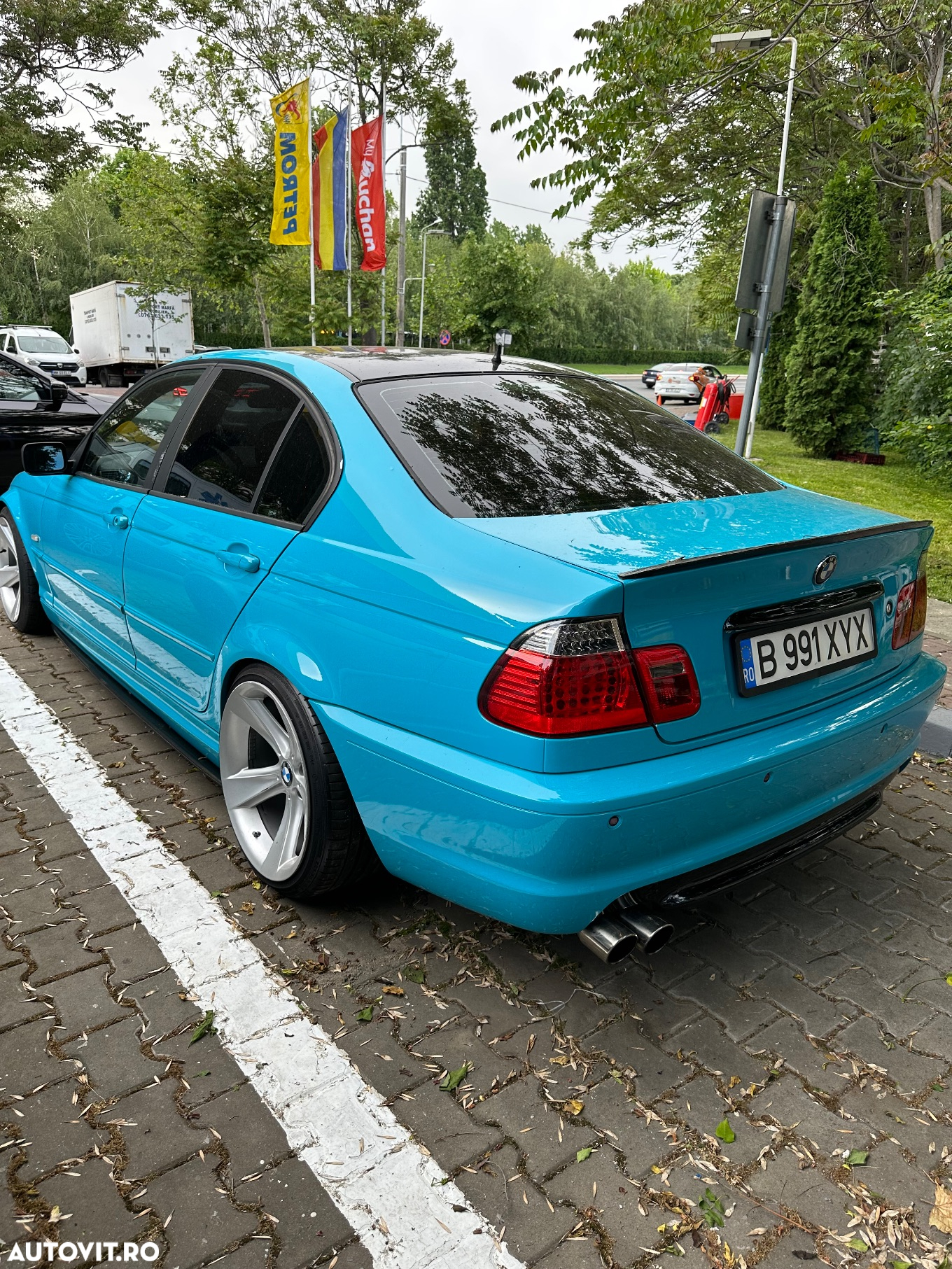 BMW Seria 3 325i - 8
