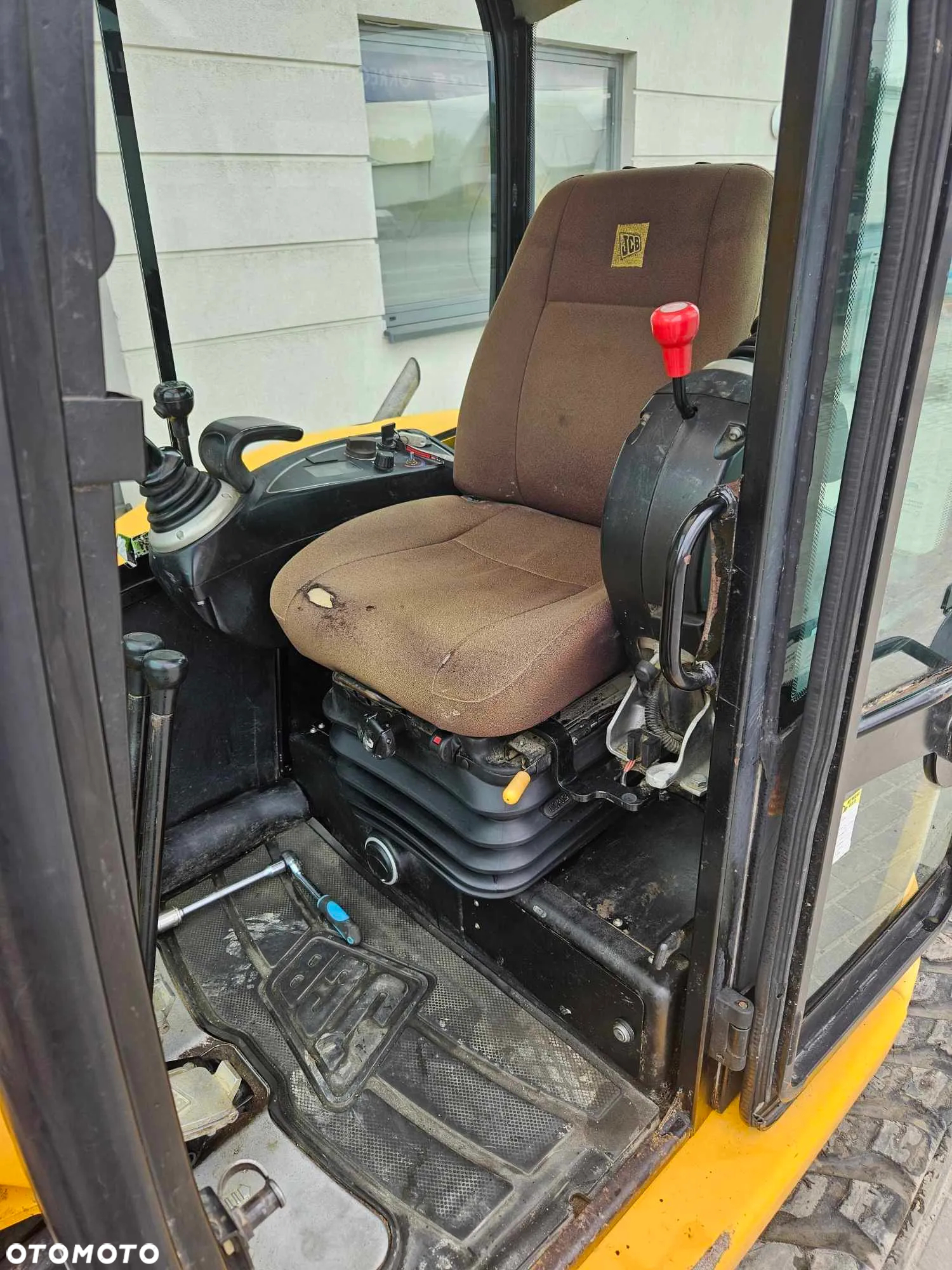JCB 8045 - 7