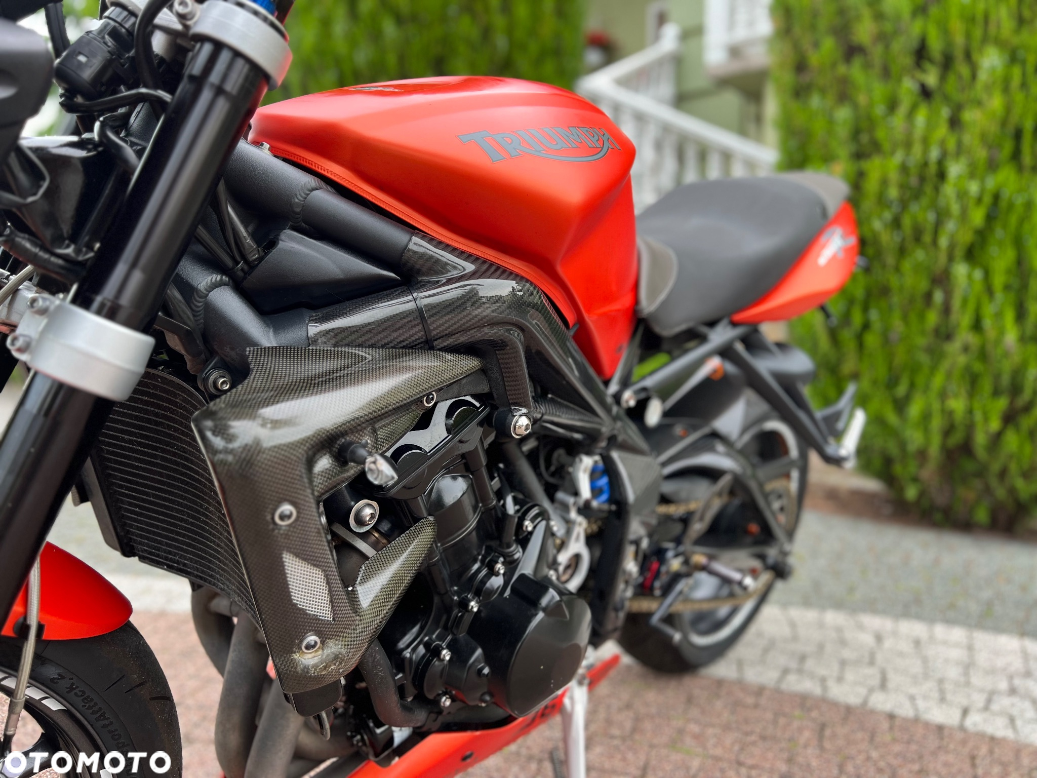 Triumph Street Triple - 30