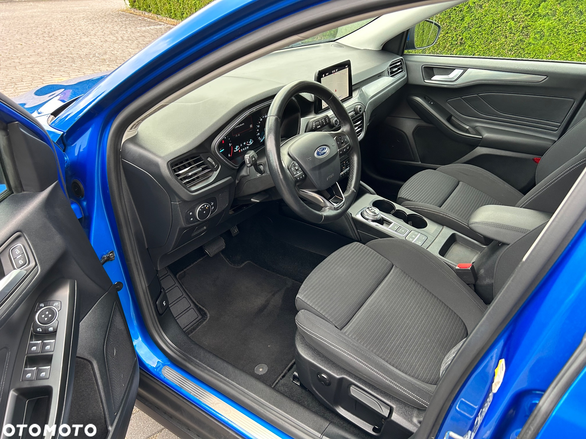 Ford Focus 1.5 EcoBlue Start-Stopp-System TITANIUM DESIGN - 9