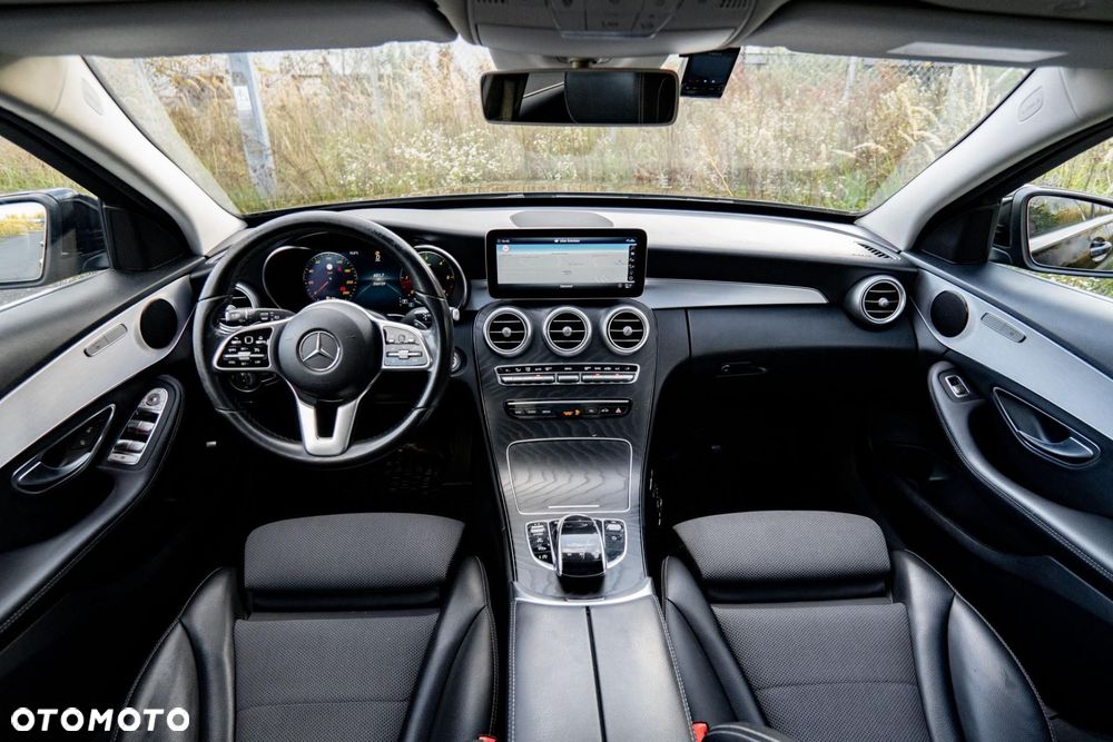 Mercedes-Benz Klasa C 200 d 9G-TRONIC - 11