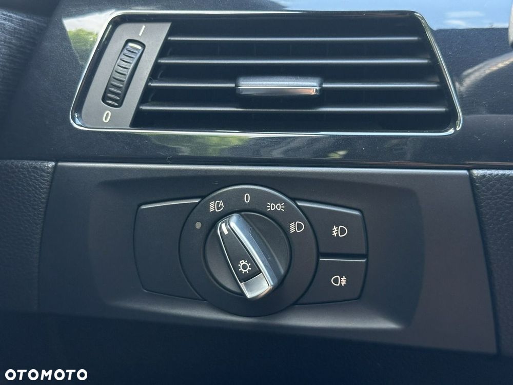 BMW Seria 3 - 30