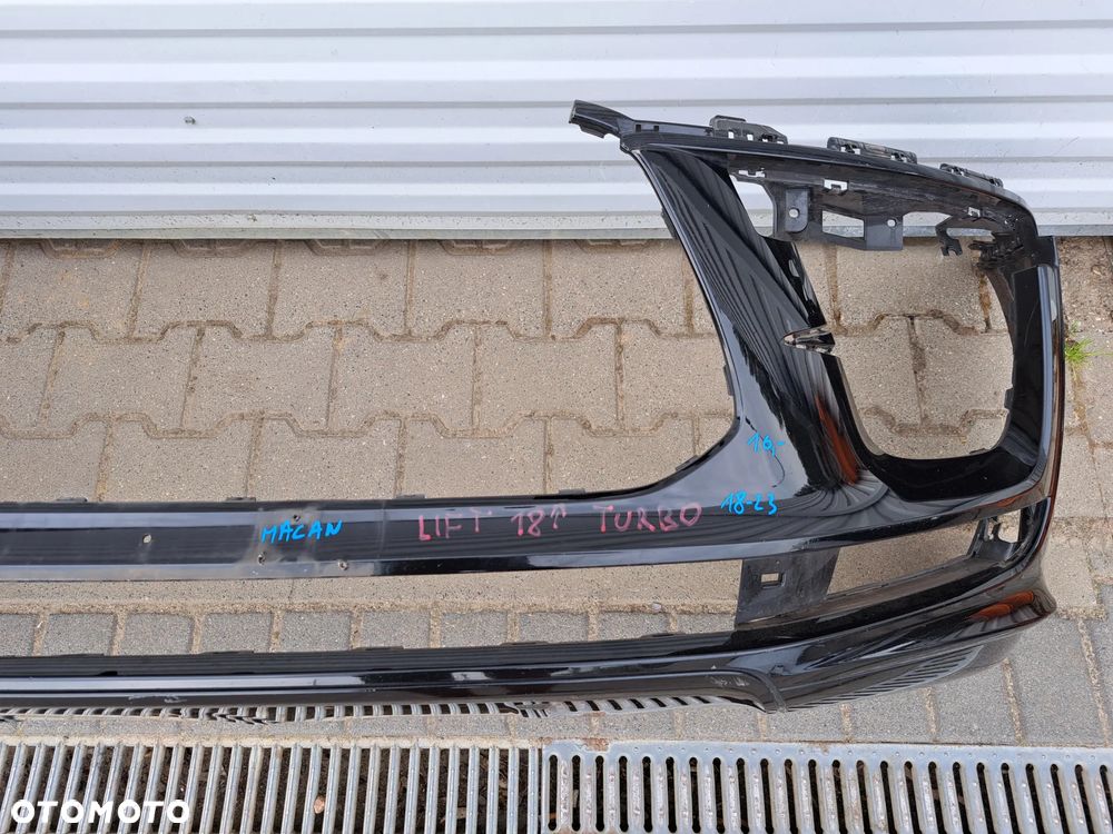Zderzak przedni Przód Porsche Macan turbo lift 18-23 95B 95B807221M - 5