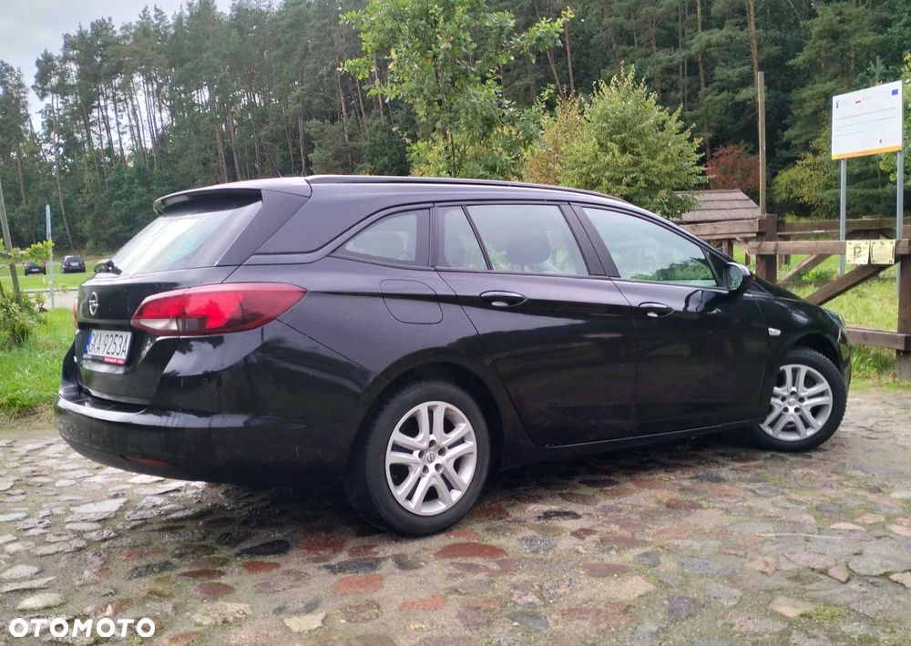 Opel Astra 2019 photo 4