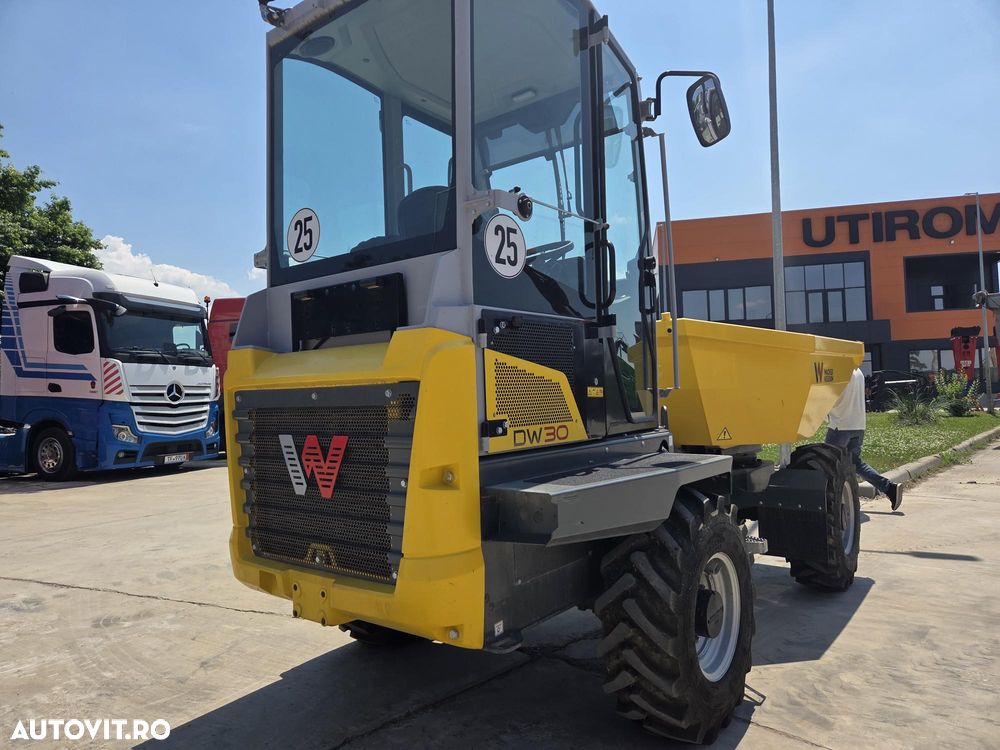 Wacker DUMPER 3 TONE, basculare LATARALA, CABINA cu aer conditionat, 2023, EX DEMO cu 152 ore, anv 98% ok, motor Perkins 50CP, lungime 3,7m, inaltime 2,8m, latime 1,8m, Masa operationala 5,8t, masa propie 2,8t, leasing 4 ani-CA NOU-PROMOTIE 26.900Eur+Tva - 2