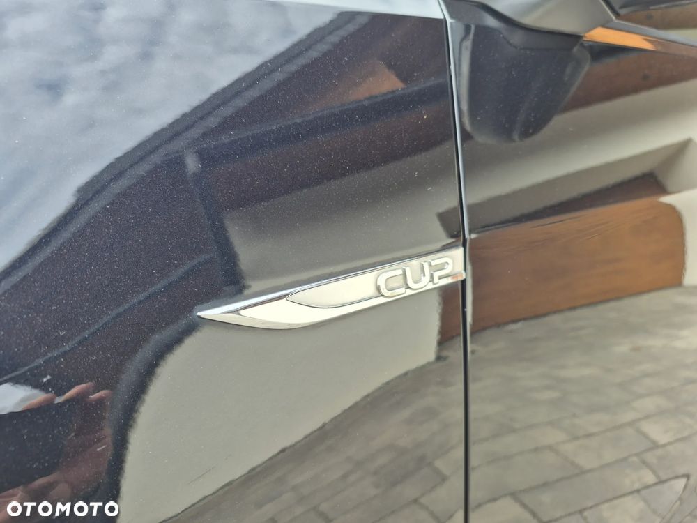 Volkswagen Golf - 38