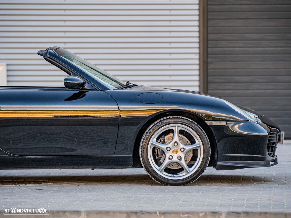 Porsche 911 (996) Carrera Cabrio - 17