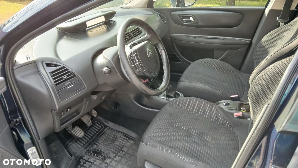 Citroën C4 1.6 HDi Advance - 7